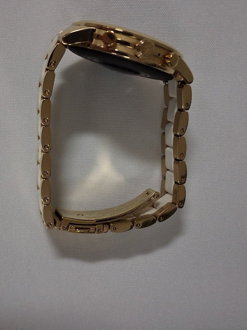 Michael Kors Access Women’s Runway Touchscreen Smartwatch (Model MKT5057) - Picture 7 of 9